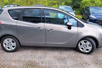 Opel Meriva 128.800 km 3.995 € Uhlstädt-Kirchhasel 07407