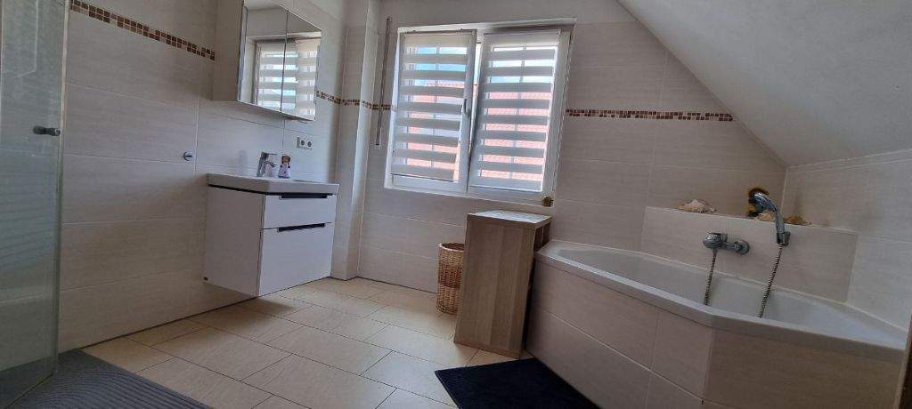 Einfamilienhaus Wustermark - nahe der B5 und A10 Wustermark - 5 Zimmer, 140 m&sup2;, 549.000&euro; | Angebot:25661185