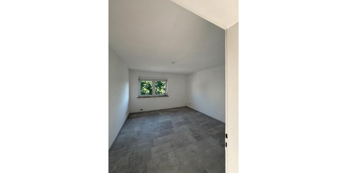 Etagenwohnung Vöhringen - 3 Zimmer, 64 m&sup2;, 1.300&euro; | Angebot:26313998