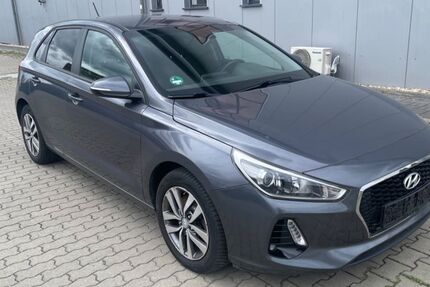 Hyundai i30 96.640 km 11.700 &euro; Leipzig 04209