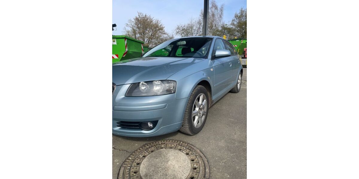 Audi A3 222.000 km 2.300 &euro; Euskirchen 53879