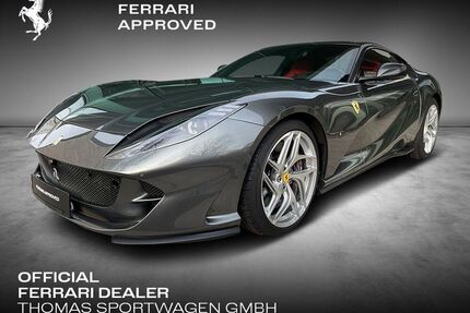 Ferrari 812