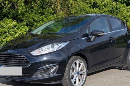 Ford Fiesta 100.542 km 8.200 &euro; Hameln 31789