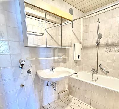MODERNISIERTE KAPITALANLAGE IN BEGEHRTER LAGE - Etagenwohnung Pforzheim | Angebot:27308340