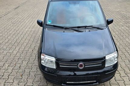 Fiat Panda 136.000 km 2.500 € Aachen 52068