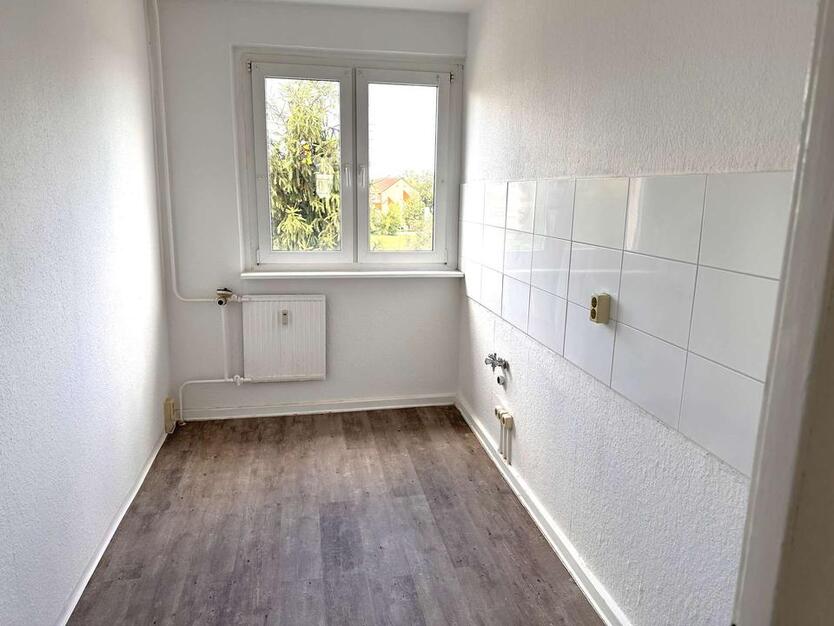 +++Neu saniert mit hellem WohnZimmer+++