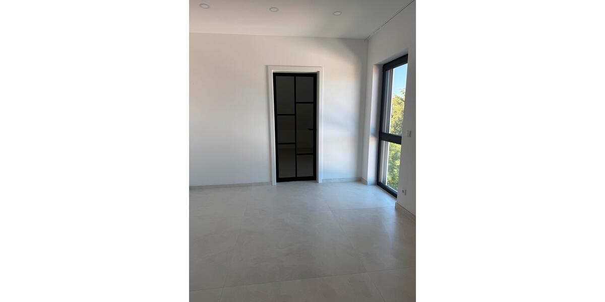 Maisonettenwohnung Nierstein - 5 Zimmer, 121 m&sup2;, 1.950&euro; | Angebot:26405795