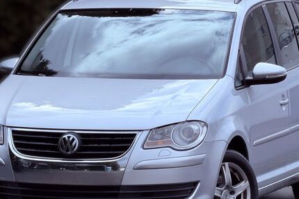VW Touran 225.925 km 5.410 &euro; Alsdorf 52477