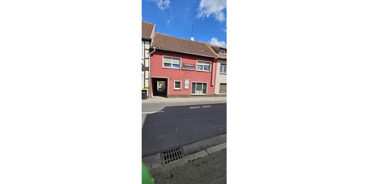 Einfamilienhaus Bismark (Altmark) - 9 Zimmer, 100 m&sup2;, 125.000&euro; | Angebot:26971202