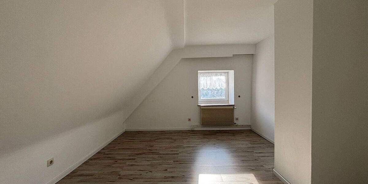 Einfamilienhaus Engen Bittelbrunn - 6 Zimmer, 163 m&sup2;, 438.000&euro; | Angebot:25959228