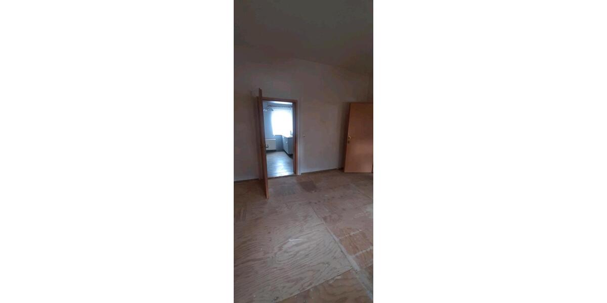 Einfamilienhaus Coswig (Anhalt) - 4 Zimmer, 100 m&sup2;, 94.000&euro; | Angebot:27143236