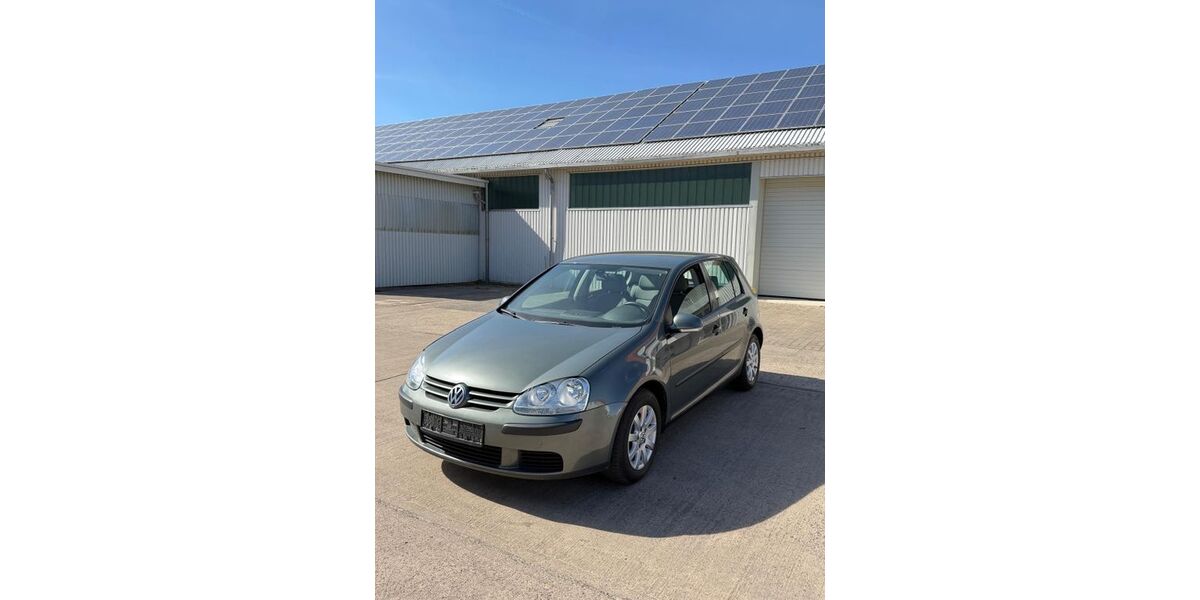 VW Golf 158.000 km 2.650 &euro; parchim 19370