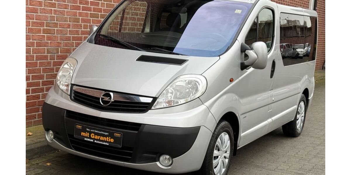 Opel Vivaro 174.500 km 12.990 € Oer-Erkenschwick 45739