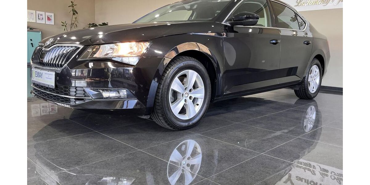 Skoda Superb 113.000 km 17.989 &euro; Dautphetal 35232