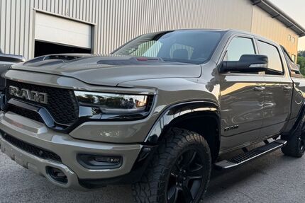 Dodge RAM 46.000 km 59.900 &euro; Treuchtlingen 91757