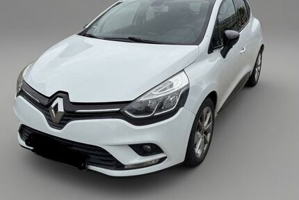 Renault Clio 118.000 km 5.600 &euro; Münster 48159