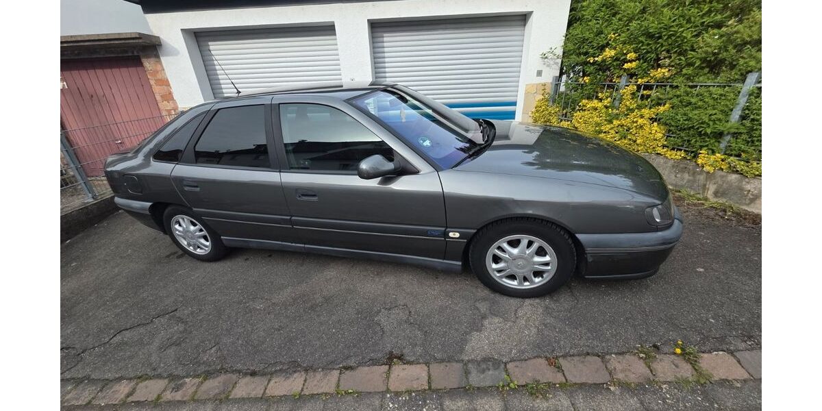 Renault Safrane 169.486 km 2.600 &euro; Wendlingen 73240