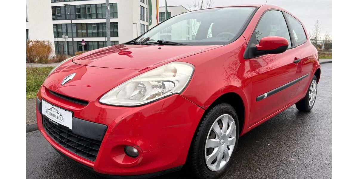 Renault Clio 92.000 km 2.898 &euro; Köln (Ostheim) 51107