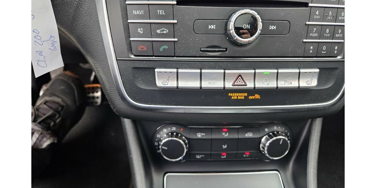 Mercedes-Benz CLA 200 Shooting Brake AMG Line Navi/LED 120.570 km 12.400 &euro; Wilsdruff 01723