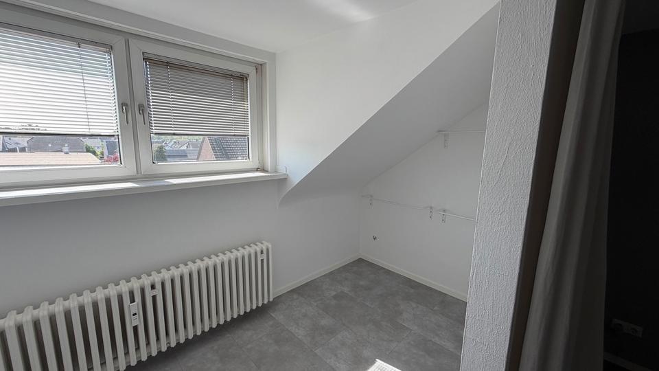 Dachgeschoßwohnung Alpen - 3 Zimmer, 68 m&sup2;, 850&euro; | Angebot:26326005
