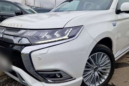 Mitsubishi Outlander 48.732 km 24.990 € Grünwald 82031