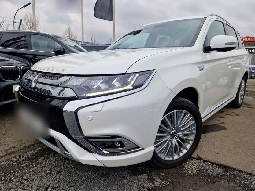 Mitsubishi Outlander 48.732 km 24.990 € Grünwald 82031