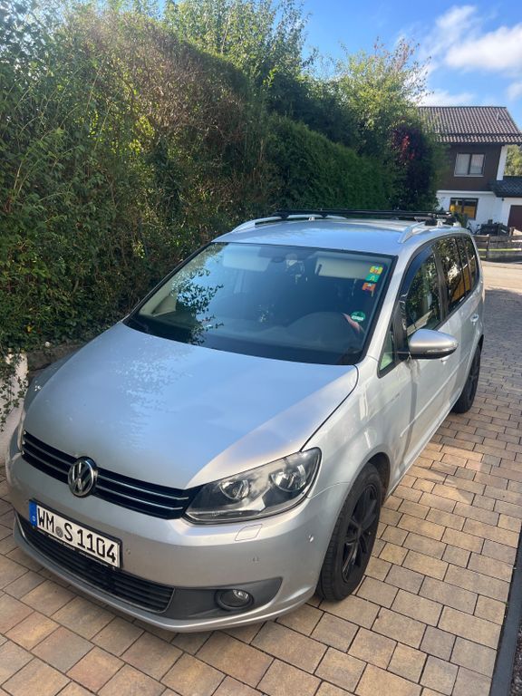 VW Touran 190.000 km 6.200 € Huglfing 82386