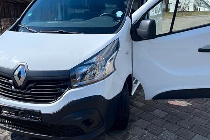 Renault Trafic 81.000 km 13.200 &euro; Hohenwart 86558