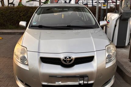 Toyota Auris 200.000 km 3.000 &euro; Leipzig 04159
