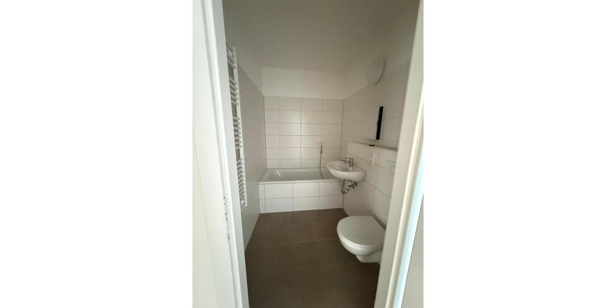 Etagenwohnung Bernsdorf - 3 Zimmer, 60 m&sup2;, 187&euro; | Angebot:26533122