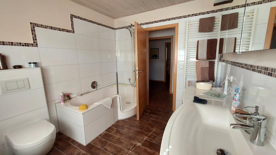 Mehrfamilienhaus, Wohnhaus Neustadt in Holstein - 7 Zimmer, 231 m&sup2;, 895.000&euro; | Angebot:17731159