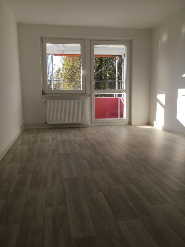 3-Raum-Wohnung mit Balkon zu vermieten! zimmer