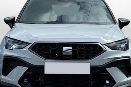 Seat Arona 1.200 km 28.990 &euro; Würzburg 97076