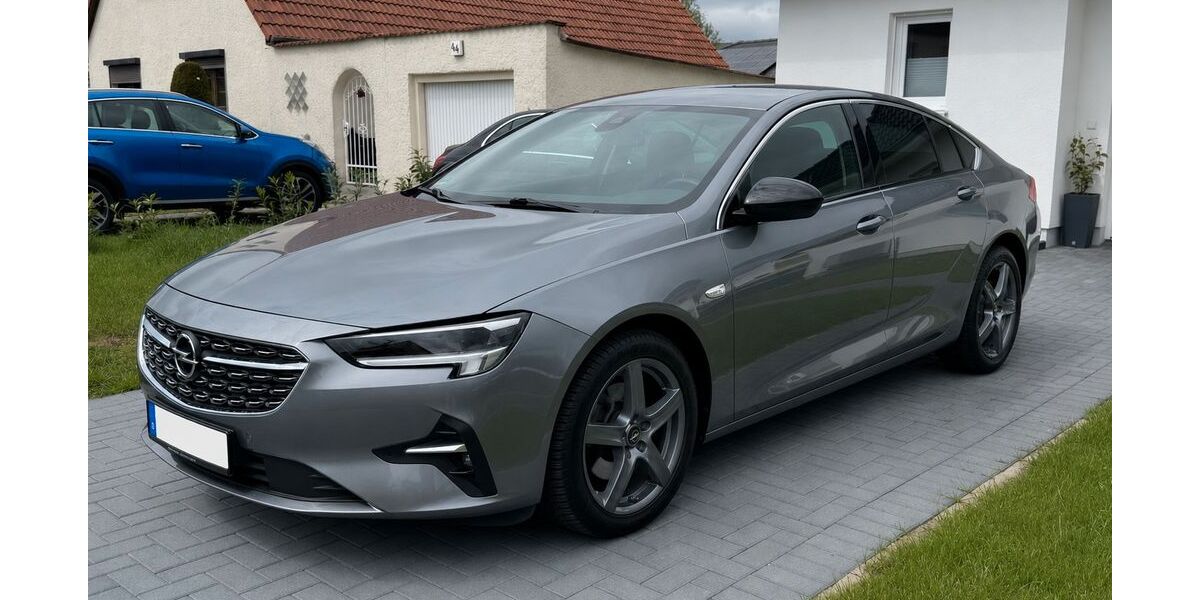 Opel Insignia 89.000 km 16.500 &euro; Brieselang 13656