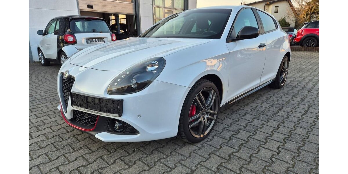 Alfa Romeo Giulietta Sport Navigation, Klima, Einparkhilfe 89.100 km 11.990 &euro; Rodgau 63110