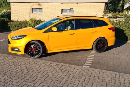 Ford Focus 89.000 km 18.000 &euro; neukirchen-vluyn 47506
