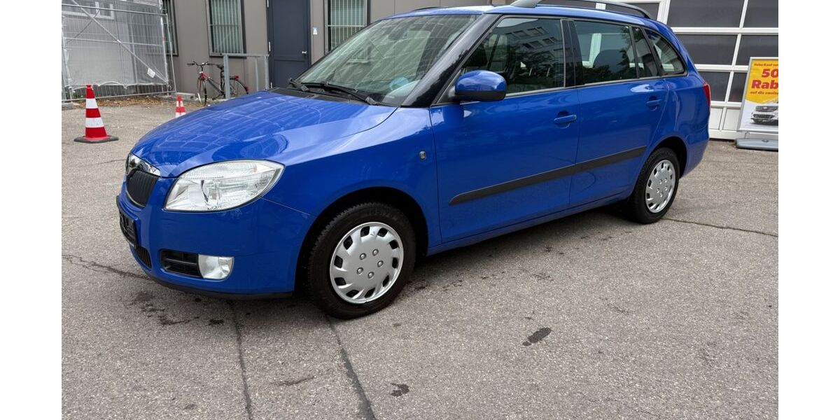 Skoda Fabia 187.111 km 2.500 &euro; München 80636