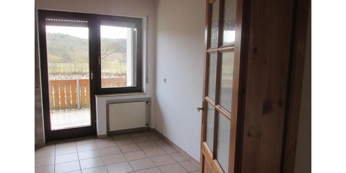 Einfamilienhaus Bettenfeld - 3 Zimmer, 77 m&sup2;, 700&euro; | Angebot:26053265