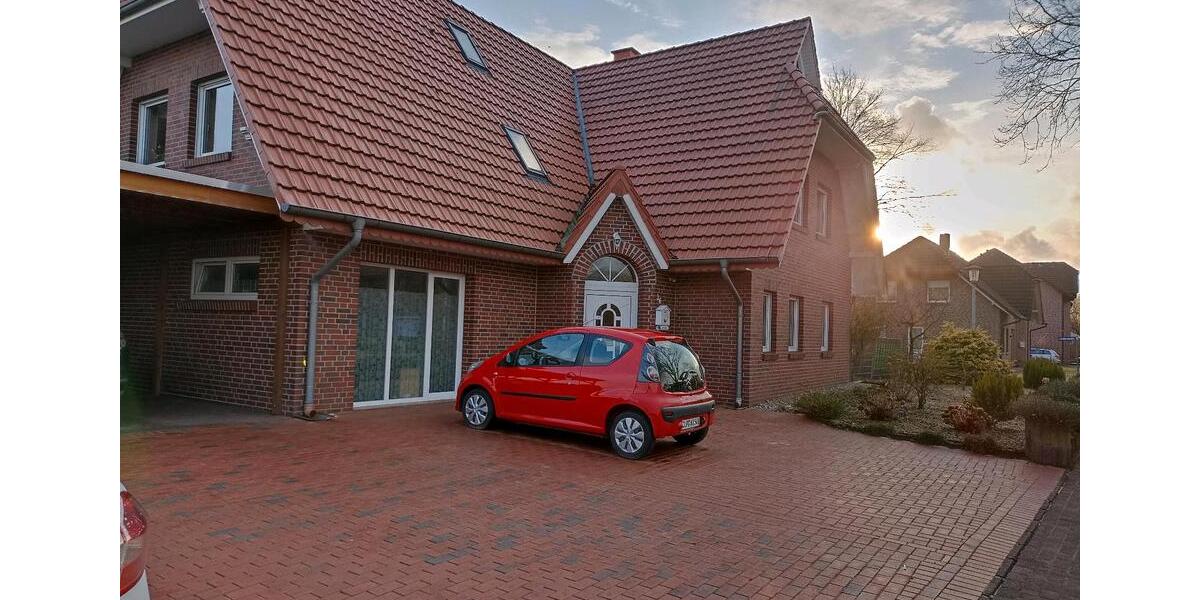 Einfamilienhaus Lindern (Oldenburg) - 8 Zimmer, 260 m&sup2;, 429.000&euro; | Angebot:26786463