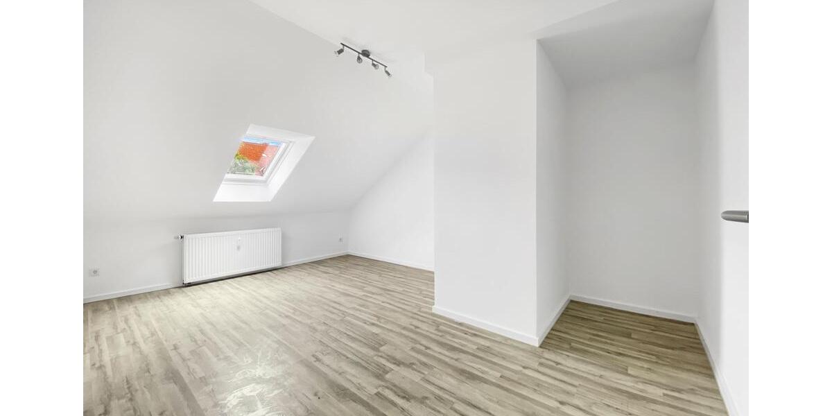 Dachgeschoßwohnung Hannover Ahlem-Badenstedt-Davenstedt - 3 Zimmer, 55 m&sup2;, 145.000&euro; | Angebot:25257098