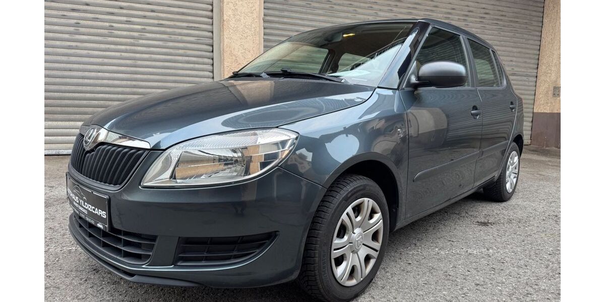 Skoda Fabia 82.666 km 7.995 &euro; Altensteig 72213