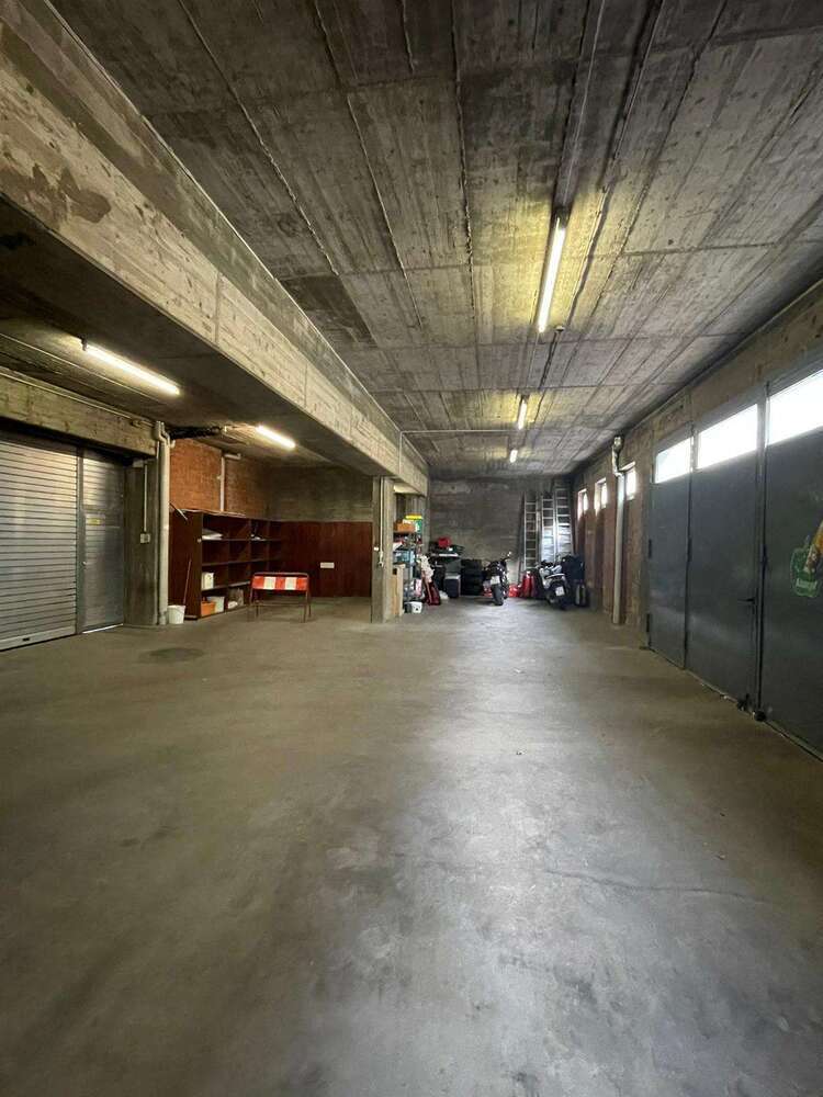 Halle in Nürnberg 850 € 197 m²