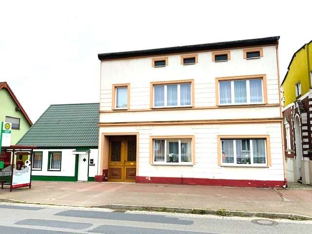 Haus zum Kaufen in Schorfheide 550.000 € 215 m²