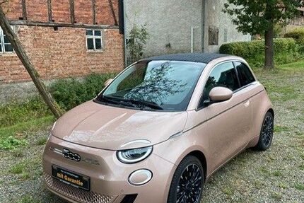 Fiat 500e 10.600 km 23.890 € Ebergötzen 37136