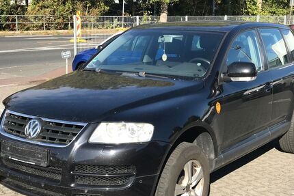 VW Touareg 437.572 km 2.499 € Braunschweig 38110