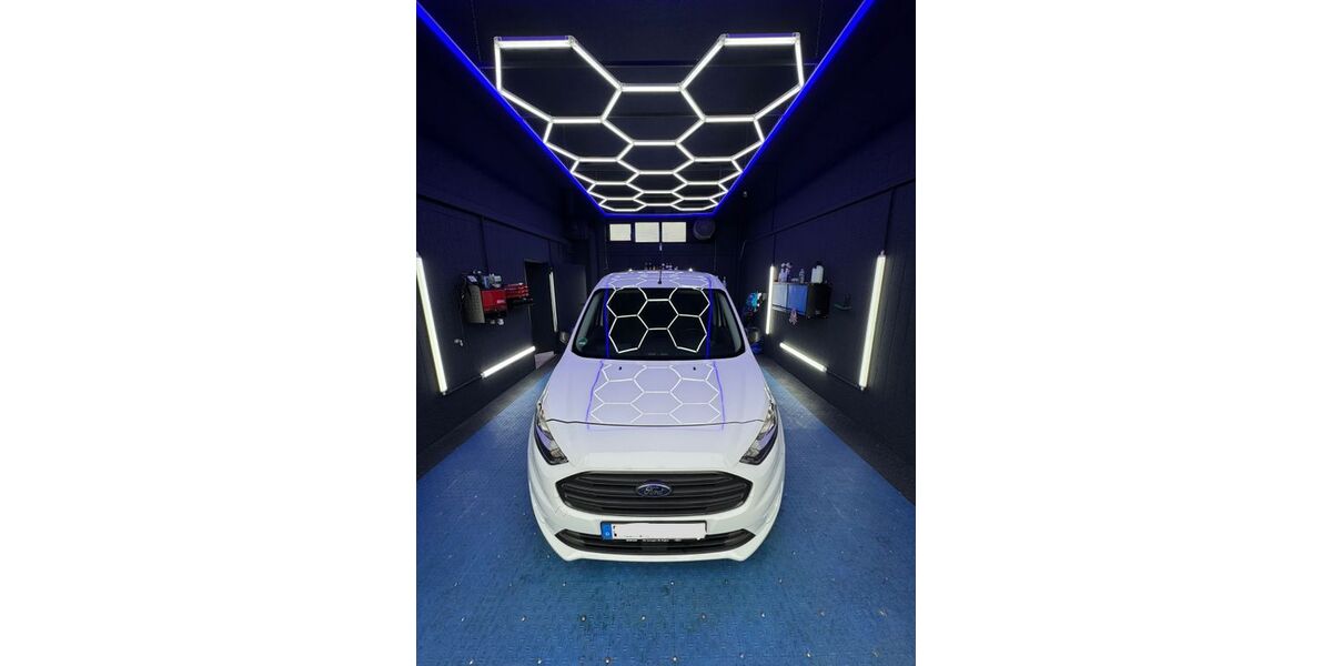 Ford Tourneo Connect 60.000 km 20.230 &euro; Recklinghausen 45661