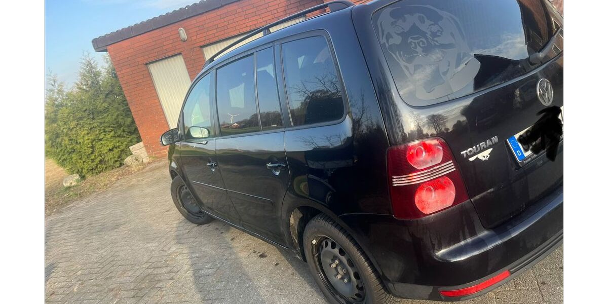 VW Touran 324.000 km 3.000 &euro; Nortrup 49638