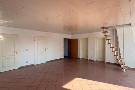 Wohnung Karlsruhe Hagsfeld - 5 Zimmer, 110 m&sup2;, 1.500&euro; | Angebot:25967862