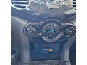 Ford EcoSport Titanium 78.238 km 8.900 &euro; Obrigheim-Asbach 74847