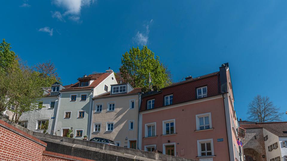 Reihenhaus Landshut - 4 Zimmer, 100 m&sup2;, 1.300&euro; | Angebot:26346349